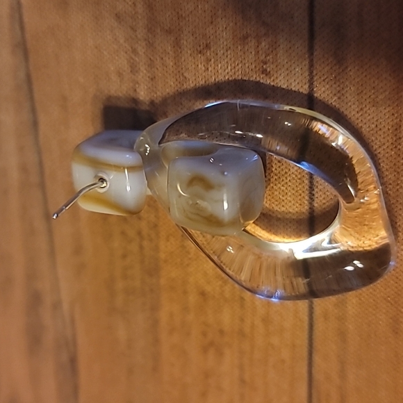 Hollow Drop Clear Earrings - Picture 5 of 9